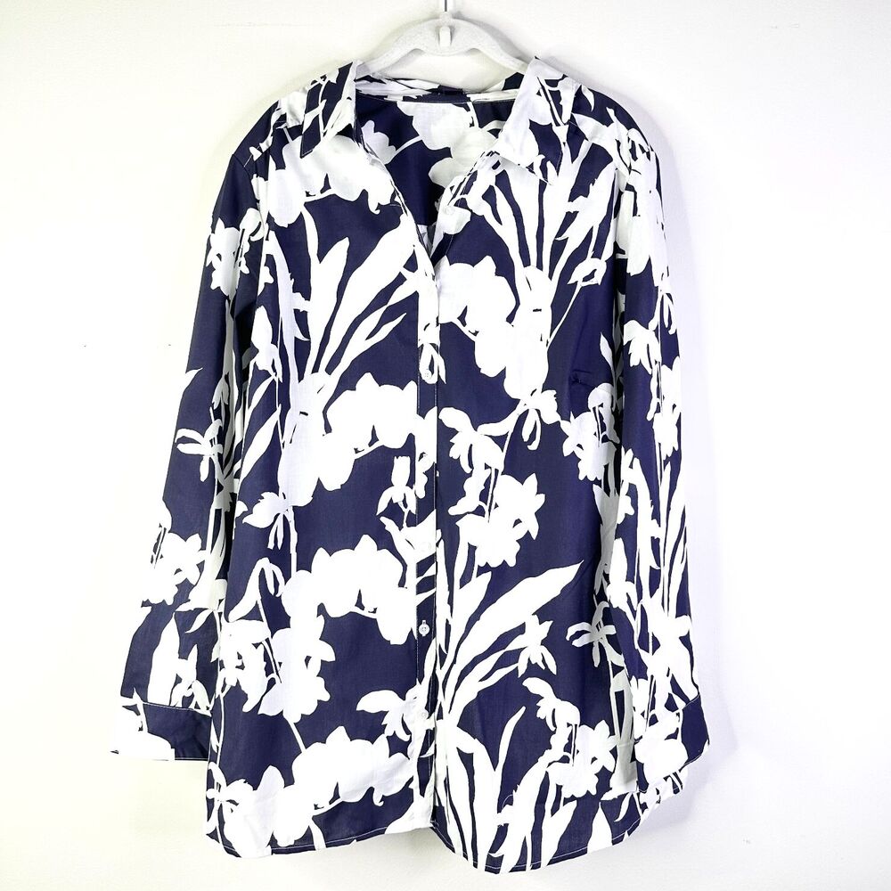 Roaman's Top Women 22W Plus White Navy Floral Button Down Collar Preppy NWOT